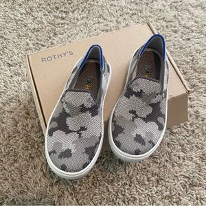 Rothy's The Kids Sneaker Grey Camo US Size 10